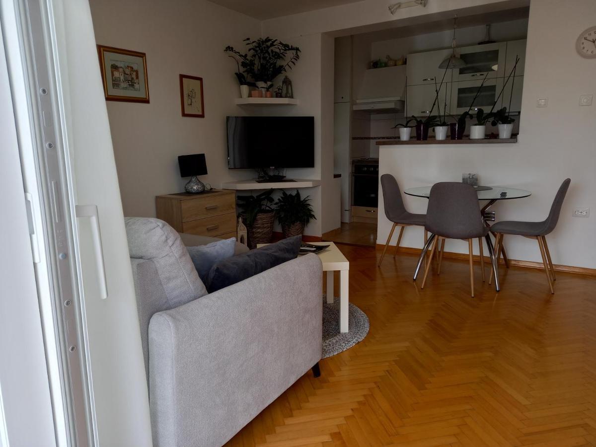 Apartments Anita Crikvenica Eksteriør bilde