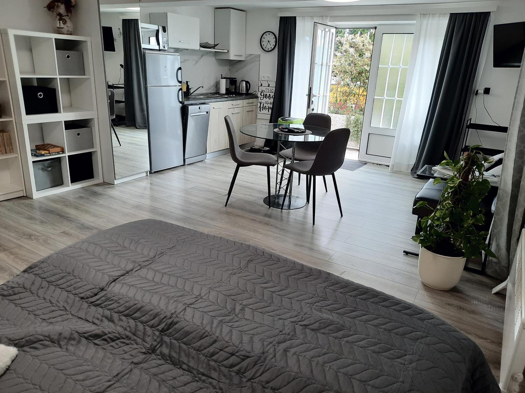 Apartments Anita Crikvenica Rom bilde